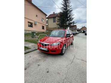 Mazda 2 