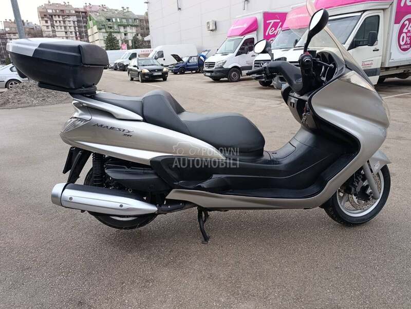 Yamaha Majesty