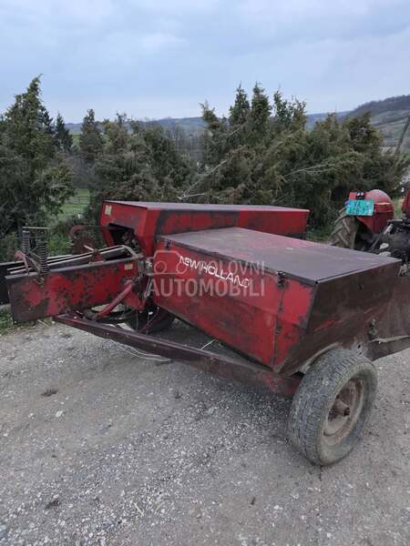 New Holland 265