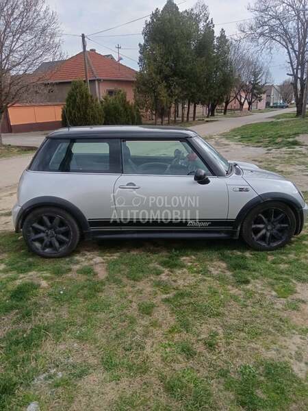 MINI Cooper 