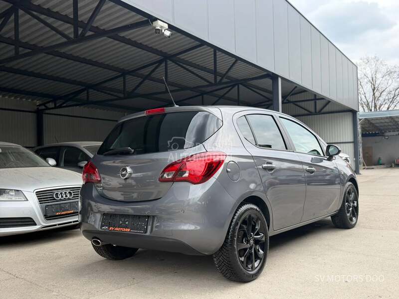 Opel Corsa E 1.4 16V COSMO