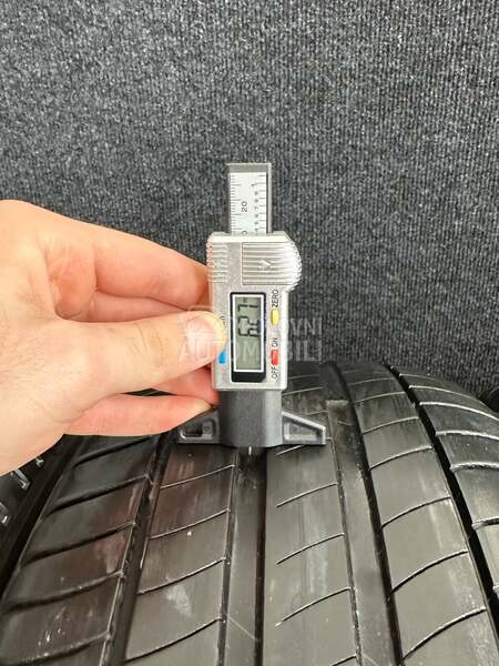 Michelin 215/50 R18 Letnja