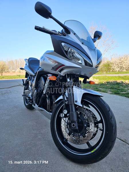 Yamaha Fazer FZ6 S2