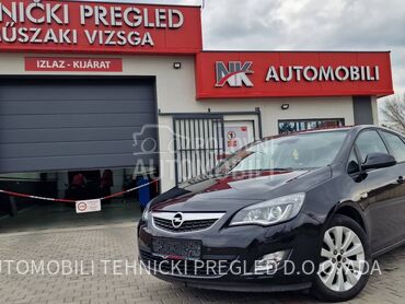 Opel Astra J 1.4 111000K m NOOVO