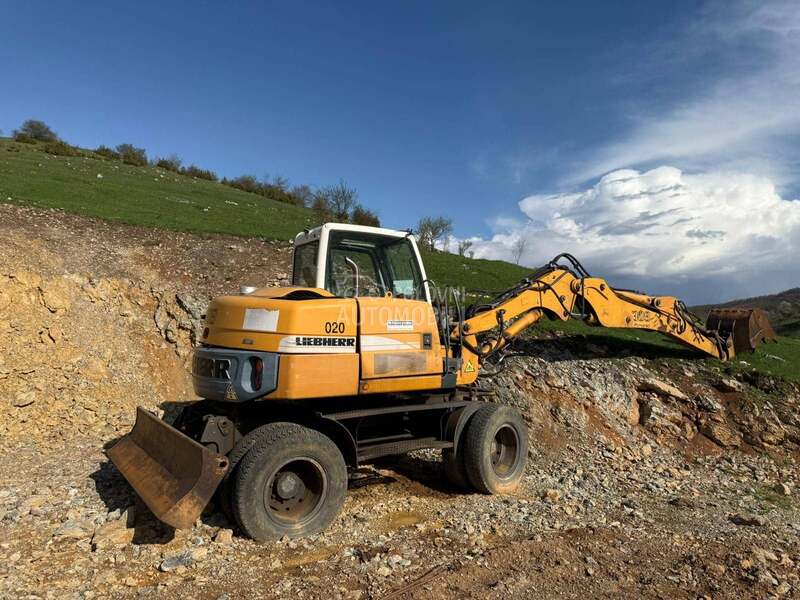 Liebherr A309 Tockas