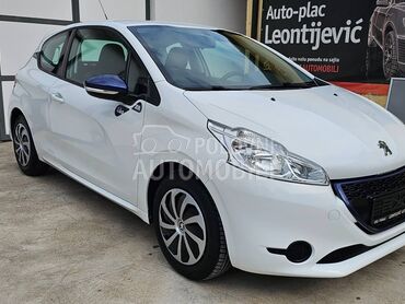Peugeot 208 IZUZZETAN