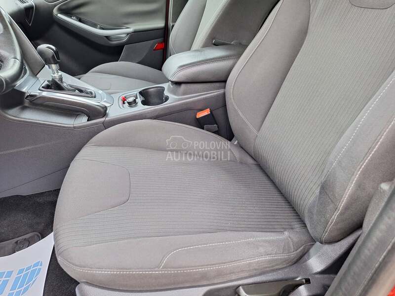 Ford Focus 1,6 d,NAVG,PREELEP