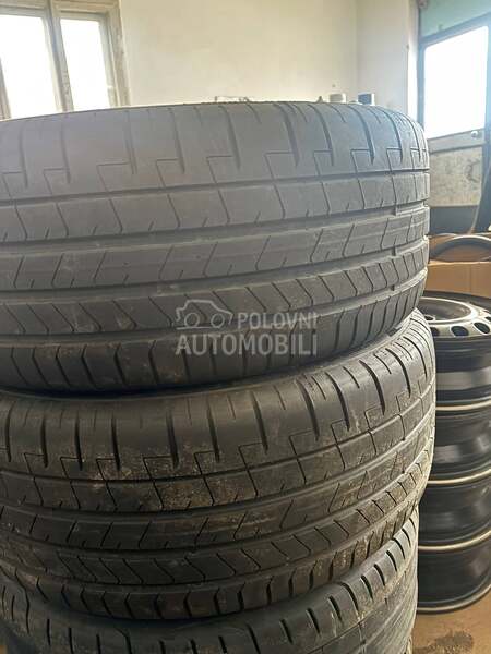 Pirelli 225/40 R18 Letnja