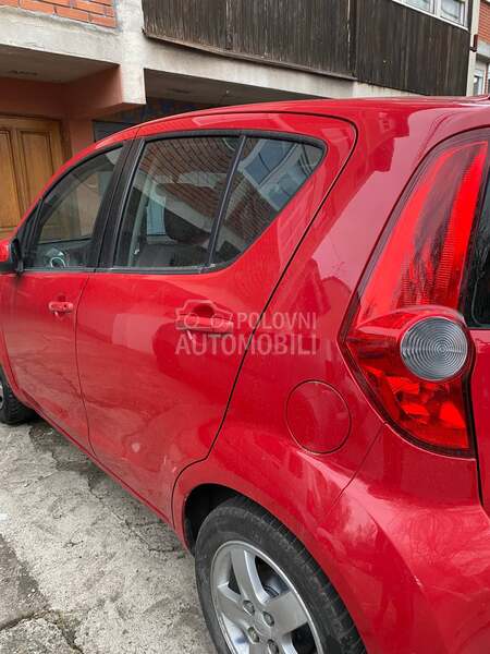 Opel Agila 1.0