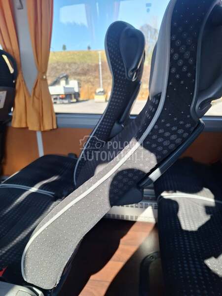 MAN Lions Coach R010