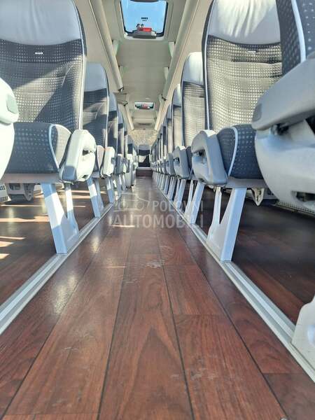 MAN Lions Coach R010