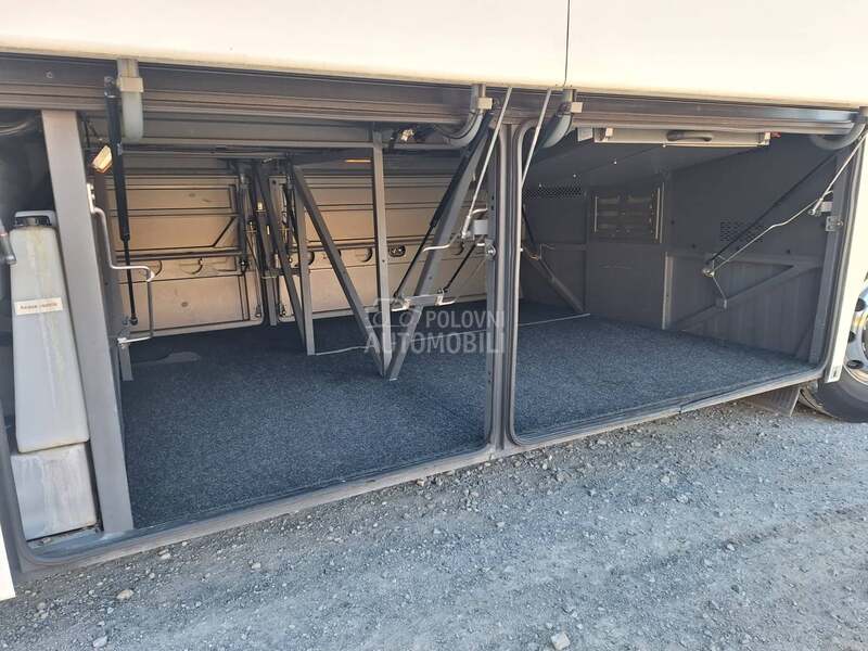 MAN Lions Coach R010