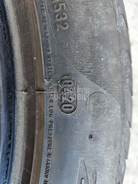 Pirelli 275/40 R19 Letnja