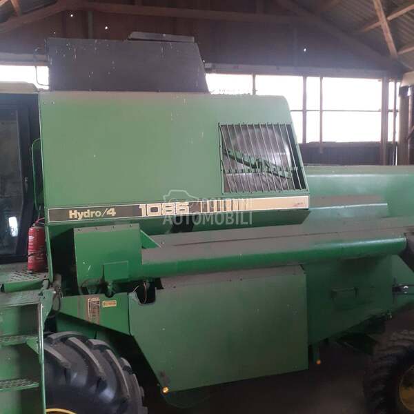 John Deere 1085