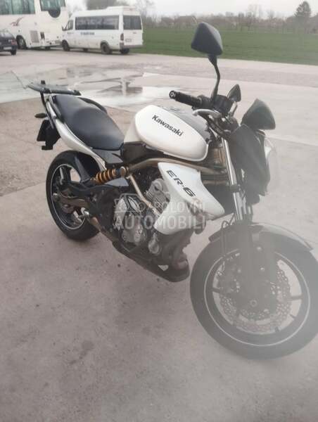 Kawasaki ER 6N