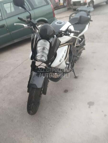Kawasaki ER 6N