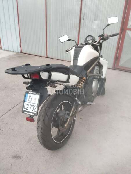 Kawasaki ER 6N