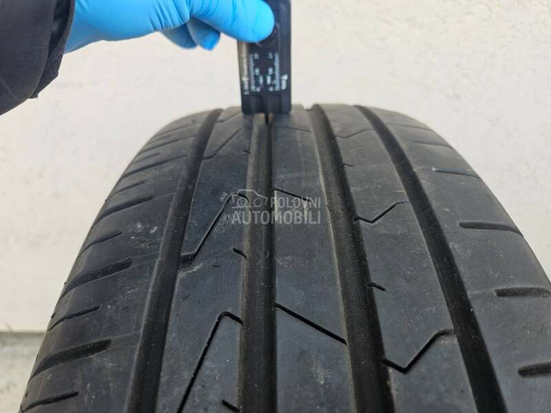 Hankook 215/60 R17 Letnja