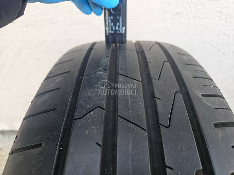 Hankook 215/60 R17 Letnja