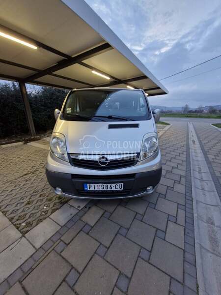Opel Vivaro 