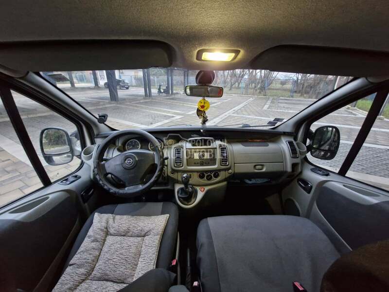 Opel Vivaro 