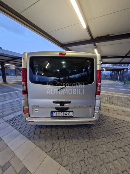 Opel Vivaro 