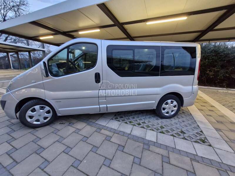 Opel Vivaro 