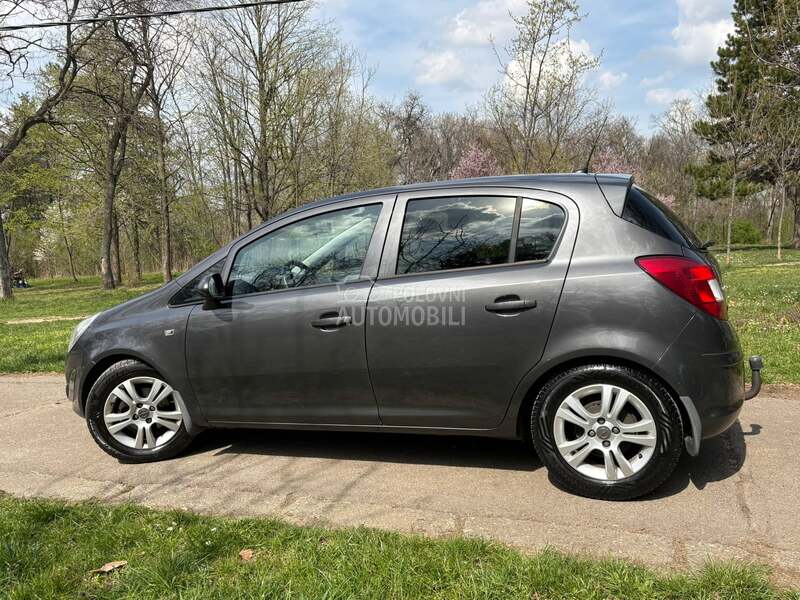 Opel Corsa D 1.3d nawi holand