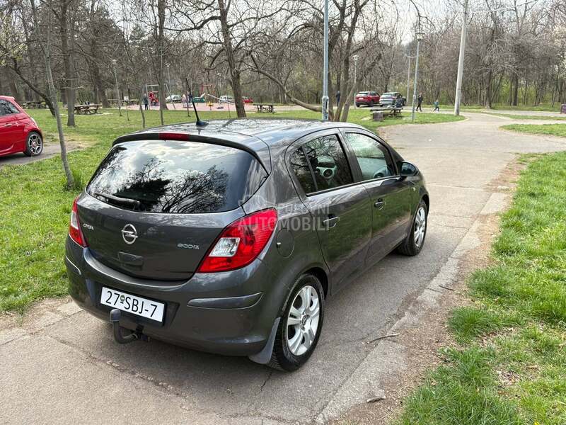 Opel Corsa D 1.3d nawi holand