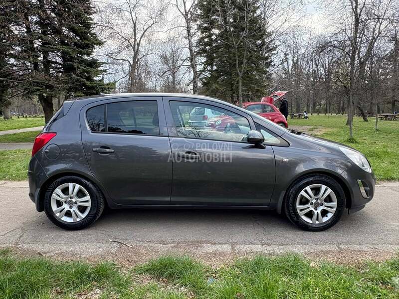 Opel Corsa D 1.3d nawi holand