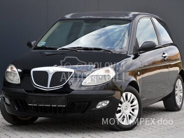Lancia Ypsilon 1.2 / 8v / REG