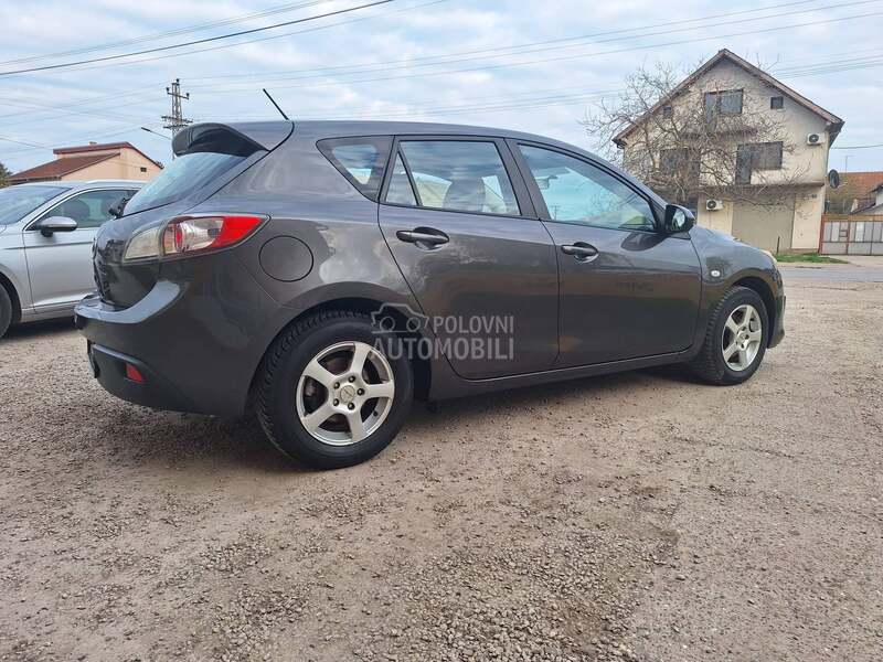 Mazda 3 