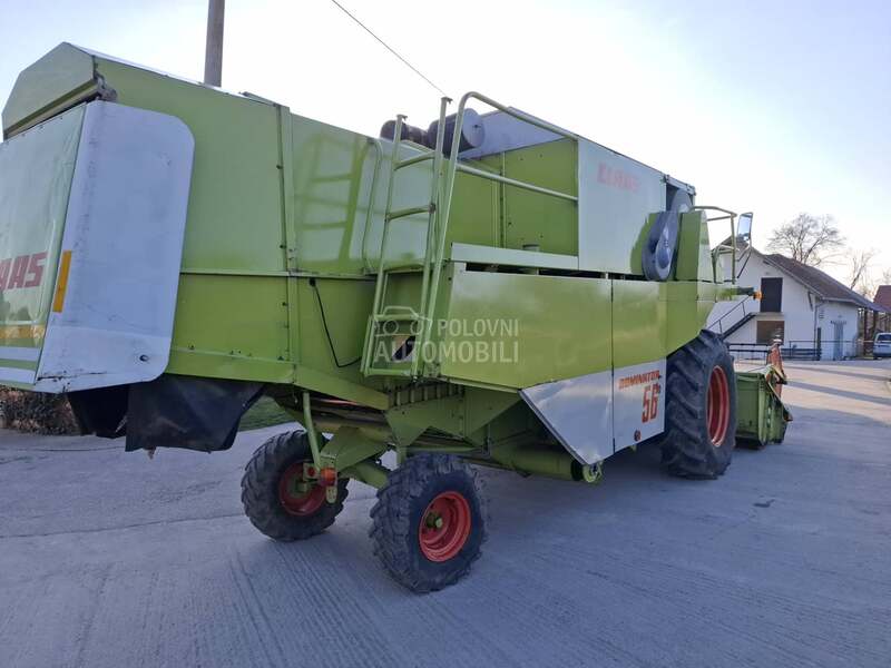 Claas DOMINATOR 56