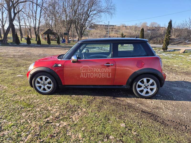 MINI Cooper 