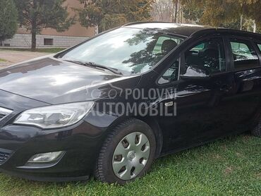 Opel Astra J 
