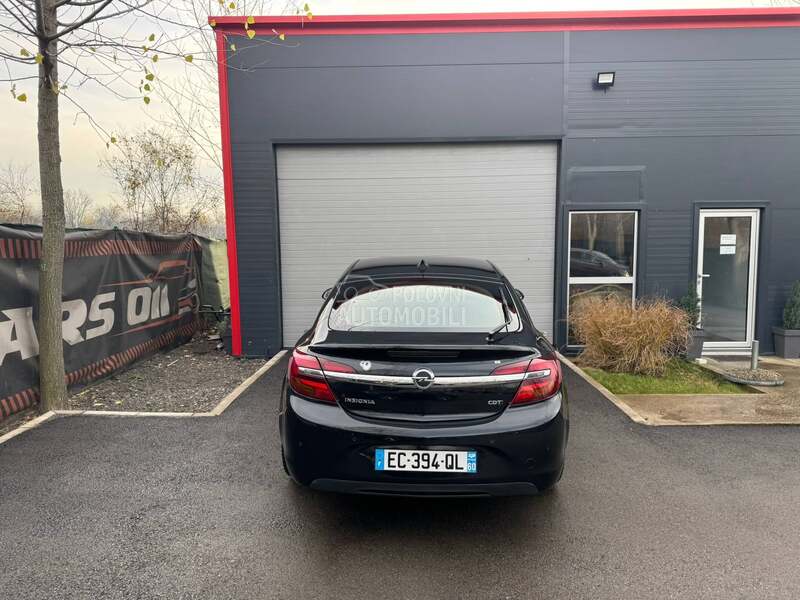Opel Insignia 1.6 cdti auto.matic