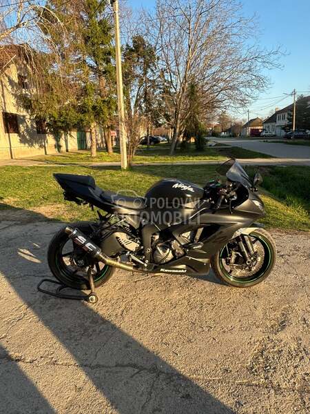 Kawasaki zx6r