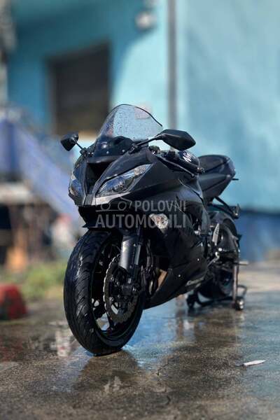 Kawasaki zx6r