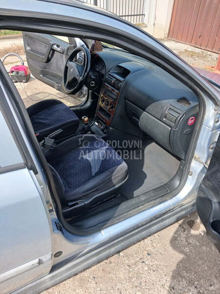 Opel Astra G 