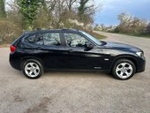 BMW X1 2.0d PANO/NAV