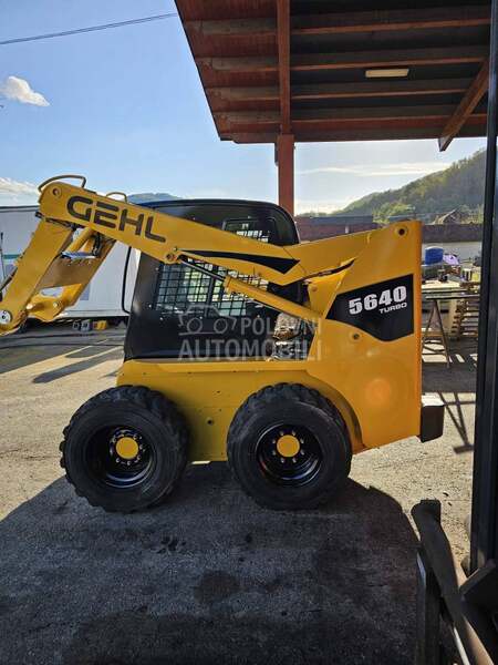 Gehl 5640