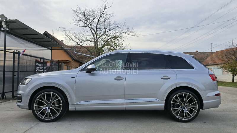 Audi Q7 MATRIX SQ7 OPTIK