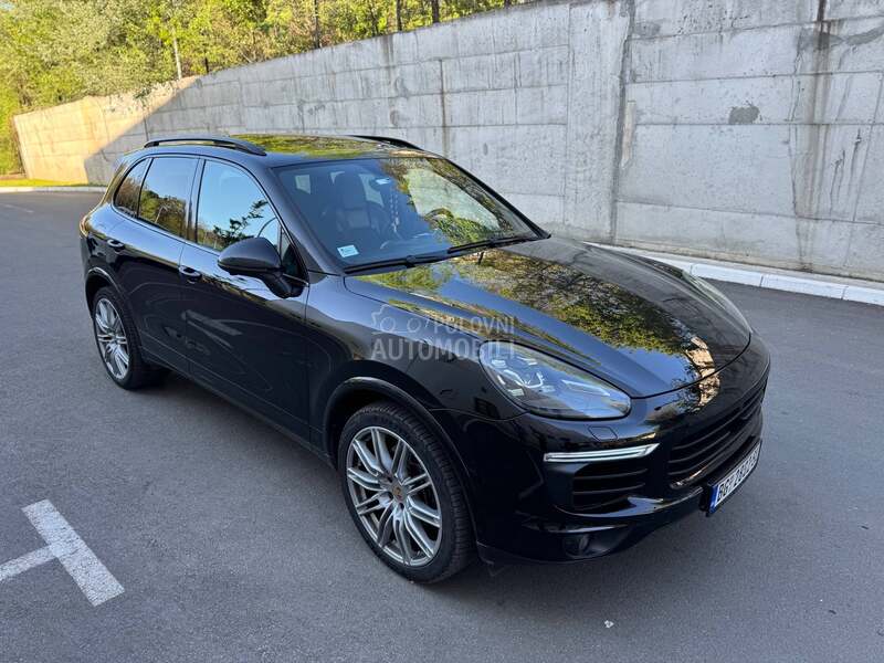 Porsche Cayenne PLATINUM EDICION
