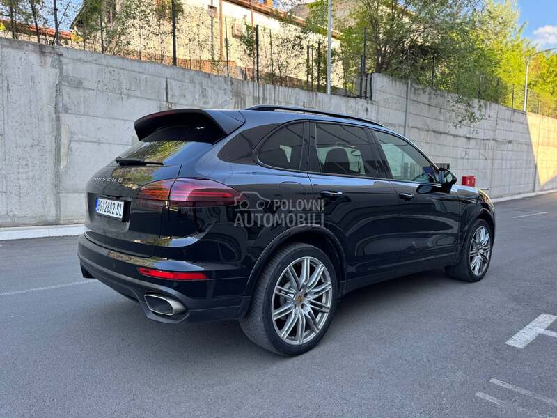 Porsche Cayenne PLATINUM EDICION