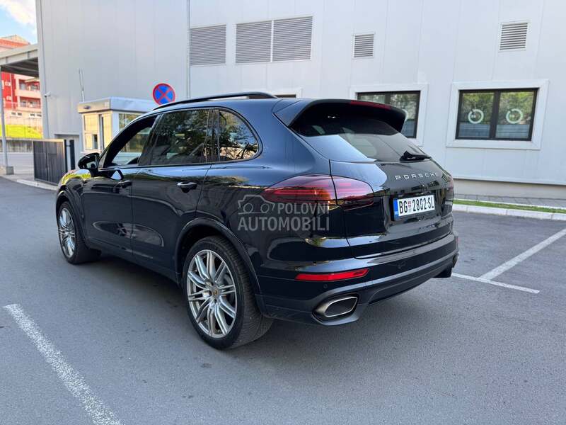 Porsche Cayenne PLATINUM EDICION