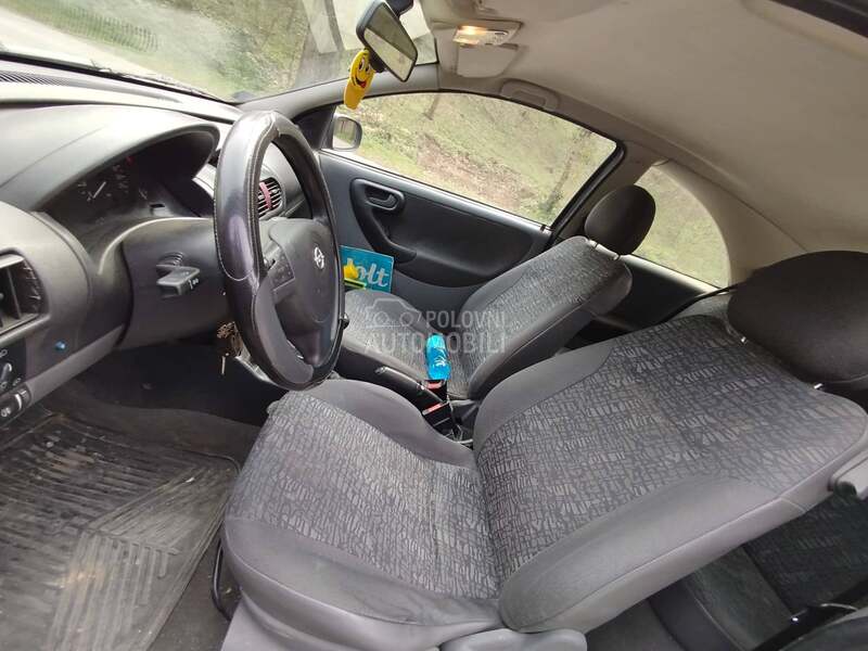 Opel Corsa C 1.0