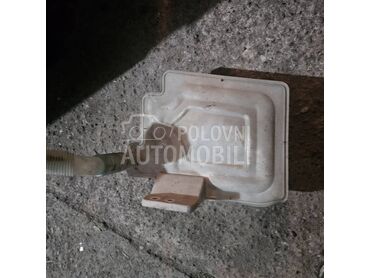 Posuda tečnosti za brisače za Volkswagen Golf 5 od 2003. do 2008. god.