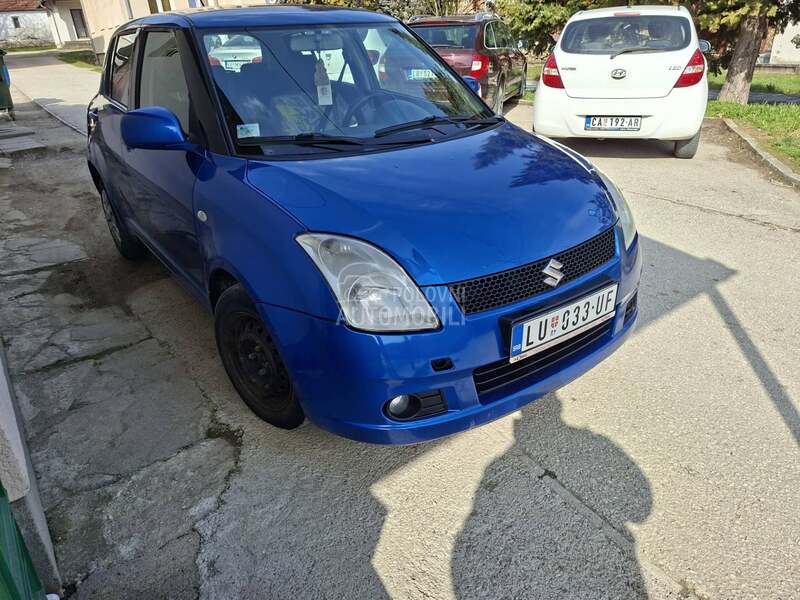 Suzuki Swift 