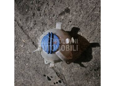 Posuda za antifriz za Volkswagen Golf 5 od 2003. do 2008. god.