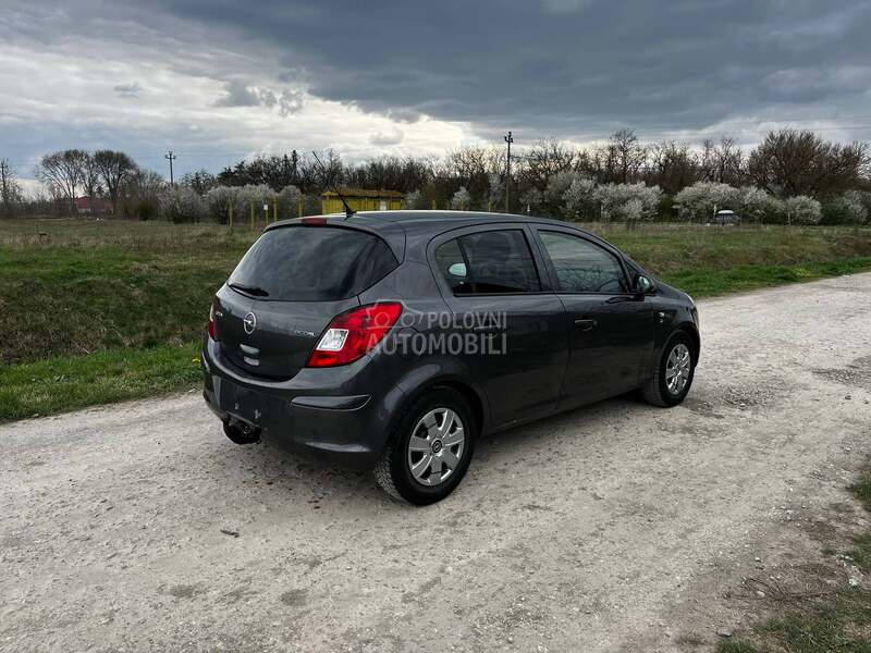 Opel Corsa D 